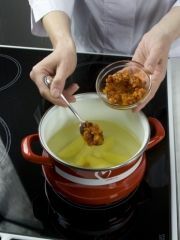 Приготовление блюда по рецепту - Суп из говядины с курагой. Шаг 4