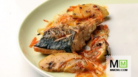 Горбуша, тушенная с яблоками Горбуша, тушенная с яблоками