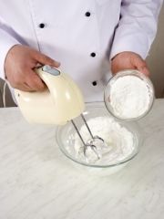 Приготовление блюда по рецепту - Аливенць (творожная запеканка). Шаг 1