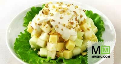 Салат фруктовый с орехами и сыром (2)