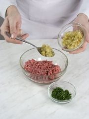 Приготовление блюда по рецепту - Мантапур (пельмени по-армянски). Шаг 1