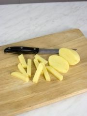 Приготовление блюда по рецепту - Грибы с картофелем и сметаной. Шаг 3