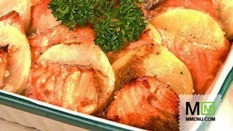 Картофель с лососем