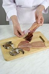 Приготовление блюда по рецепту - Закуска «Морское ассорти». Шаг 2