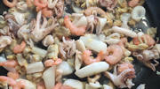 Приготовление блюда по рецепту - Ризотто с морепродуктами (видеорецепт). Шаг 6