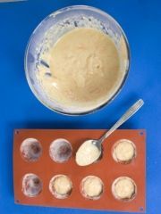 Приготовление блюда по рецепту - Морковно-апельсиновые кексы. Шаг 4