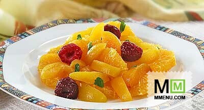 Малиновый десерт с соусом Малиновый десерт с соусом