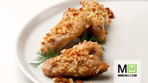 Крылышки куриные с орехами Крылышки куриные с орехами