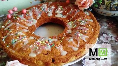 Кекс с изюмом