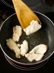 Приготовление блюда по рецепту - Курица в медовой глазури. Шаг 2
