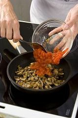 Приготовление блюда по рецепту - Полента с грибами и шафраном. Шаг 3
