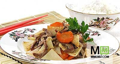 Тушеная баранина с овощами Тушеная баранина с овощами