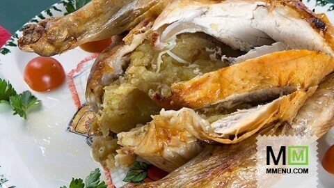 Курица, фаршированная картофелем Курица, фаршированная картофелем
