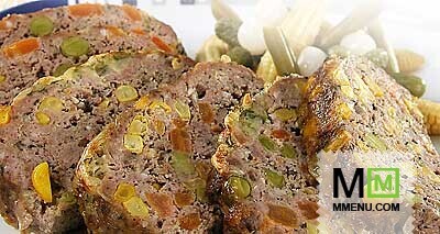 Пестрый мясной рулет Пестрый мясной рулет