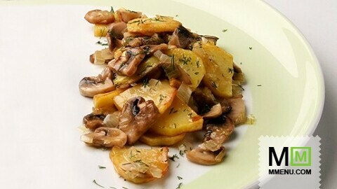 Картофель с луком и грибами