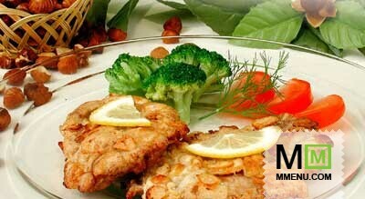 Свиной шницель с лесным орехом Свиной шницель с лесным орехом