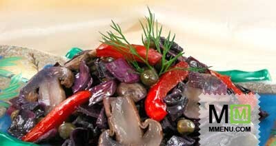 Краснокочанная капуста, тушенная с грибами Краснокочанная капуста, тушенная с грибами