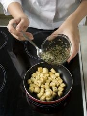 Приготовление блюда по рецепту - Тубу чорим (Тофу по-корейски). Шаг 3