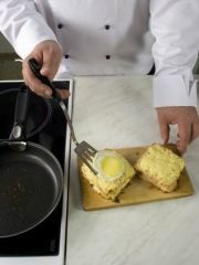 Приготовление блюда по рецепту - Крок-месье и крок-мадам (французские сэндвичи). Шаг 4