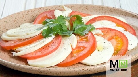 Закуска из помидоров и сыра Закуска из помидоров и сыра