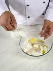Приготовление блюда по рецепту - Хачапури с зеленью. Шаг 1