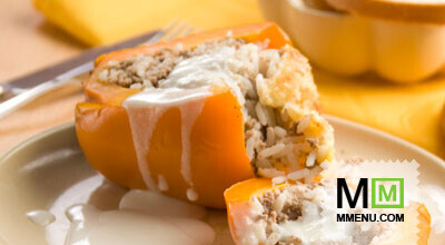 Перец фаршированный мясом и рисом Перец фаршированный мясом и рисом