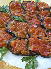 Приготовление блюда по рецепту - Жареные баклажаны с томатным соусом. Шаг 3