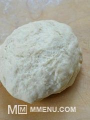 Приготовление блюда по рецепту - Булочки с клубникой и миндальным штрейзелем. Шаг 1