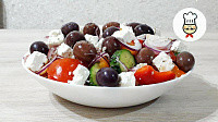 Классический греческий салат, с правильной заправкой