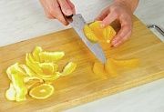 Приготовление блюда по рецепту - Меренговые корзиночки с кофейным кремом и апельсином. Шаг 8