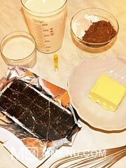 Приготовление блюда по рецепту - Шоколадный пудинг "Нежность ночи". Шаг 1