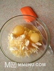 Приготовление блюда по рецепту - Овсяные вафли с сыром. Шаг 2