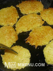 Приготовление блюда по рецепту - Картофельные деруны или драники. Шаг 7