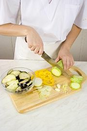 Приготовление блюда по рецепту - Мусака овощная в йогуртовом соусе. Шаг 1