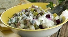 Рецепт - Салат с сельдью и говядиной