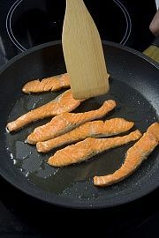 Приготовление блюда по рецепту - Рыбное филе в хрустящей корочке (2). Шаг 1