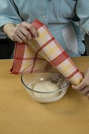 Приготовление блюда по рецепту - Пасхальный хлеб. Шаг 1