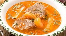 Рецепт - Суп из говядины с курагой