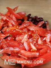 Приготовление блюда по рецепту - Салат из красной фасоли с пармезаном. Шаг 1