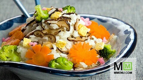 Хина чираши (рис с овощами и грибами шиитаке)