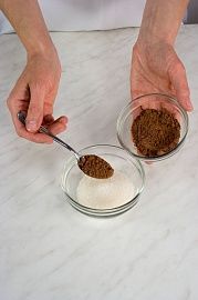 Приготовление блюда по рецепту - Десерт из бананов по-бразильски. Шаг 1