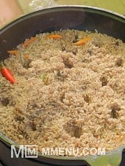 Приготовление блюда по рецепту - Настоящий узбекский плов в казане на костре. Шаг 6