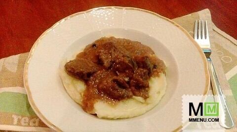 Тушёные утиные (куриные) желудочки в луковом соусе Тушёные утиные (куриные) желудочки в луковом соусе