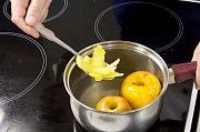 Приготовление блюда по рецепту - Яблоки с лимонным муссом. Шаг 7