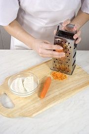 Приготовление блюда по рецепту - Запеканка творожная с морковью. Шаг 1