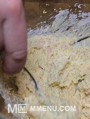 Приготовление блюда по рецепту - Фаршированные яйца с копченым лососем. Шаг 5