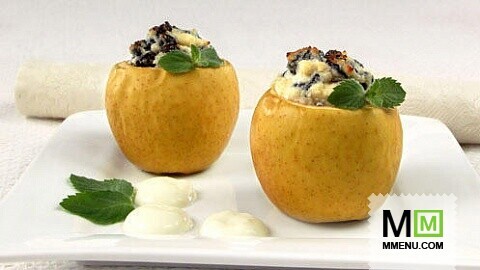 Яблоки, фаршированные изюмом Яблоки, фаршированные изюмом