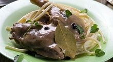 Рецепт - Лысуха, тушенная с ягодами можжевельника