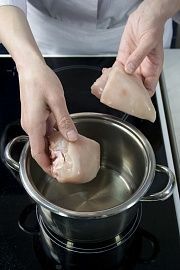 Приготовление блюда по рецепту - Курица с нутом и миндалем. Шаг 2