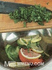 Приготовление блюда по рецепту - Лосось под огуречным соусом. Шаг 3